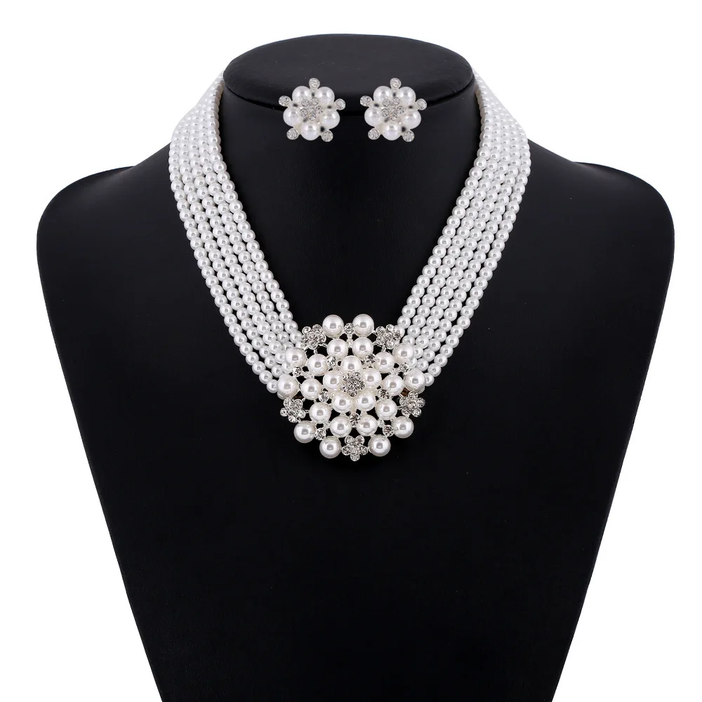 Women'S Accessories In The 1950S - Набор аксессуаров для одежды в стиле